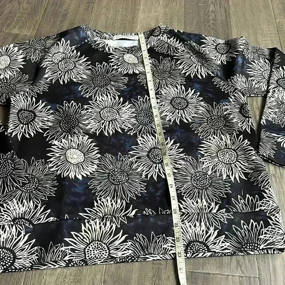 🔥MUNTHE🔥 | Blue long sleeve with daisies - Picture 8 of 10